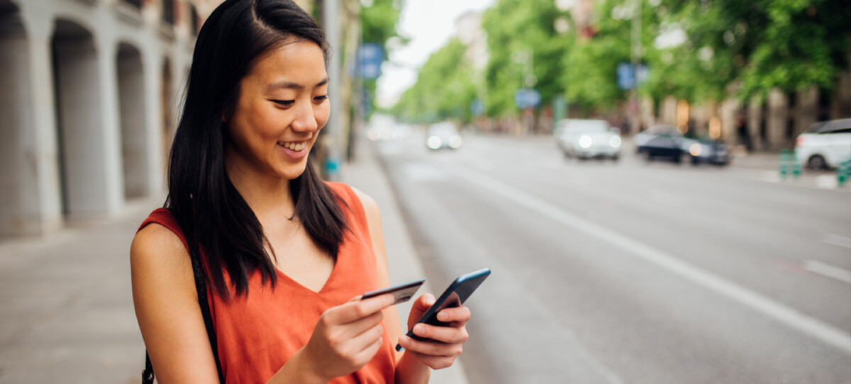 Girl using credit card