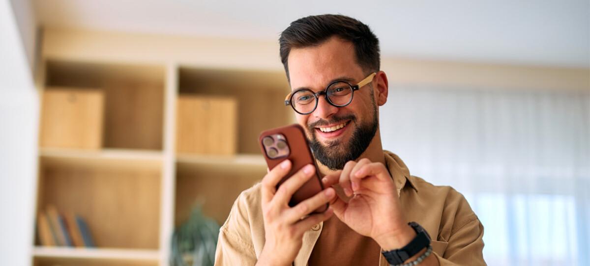 Man holding phone